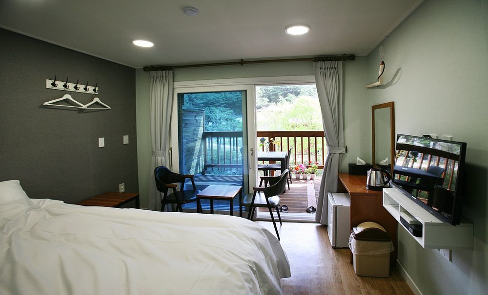 Camp Jirisan Parkview Hotel Gurye Ngoại thất bức ảnh